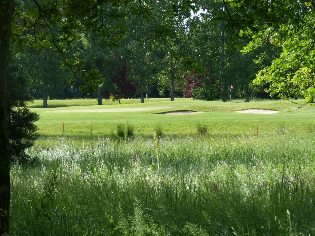 Anjou Golf And Country Club Hotell Champigné Eksteriør bilde