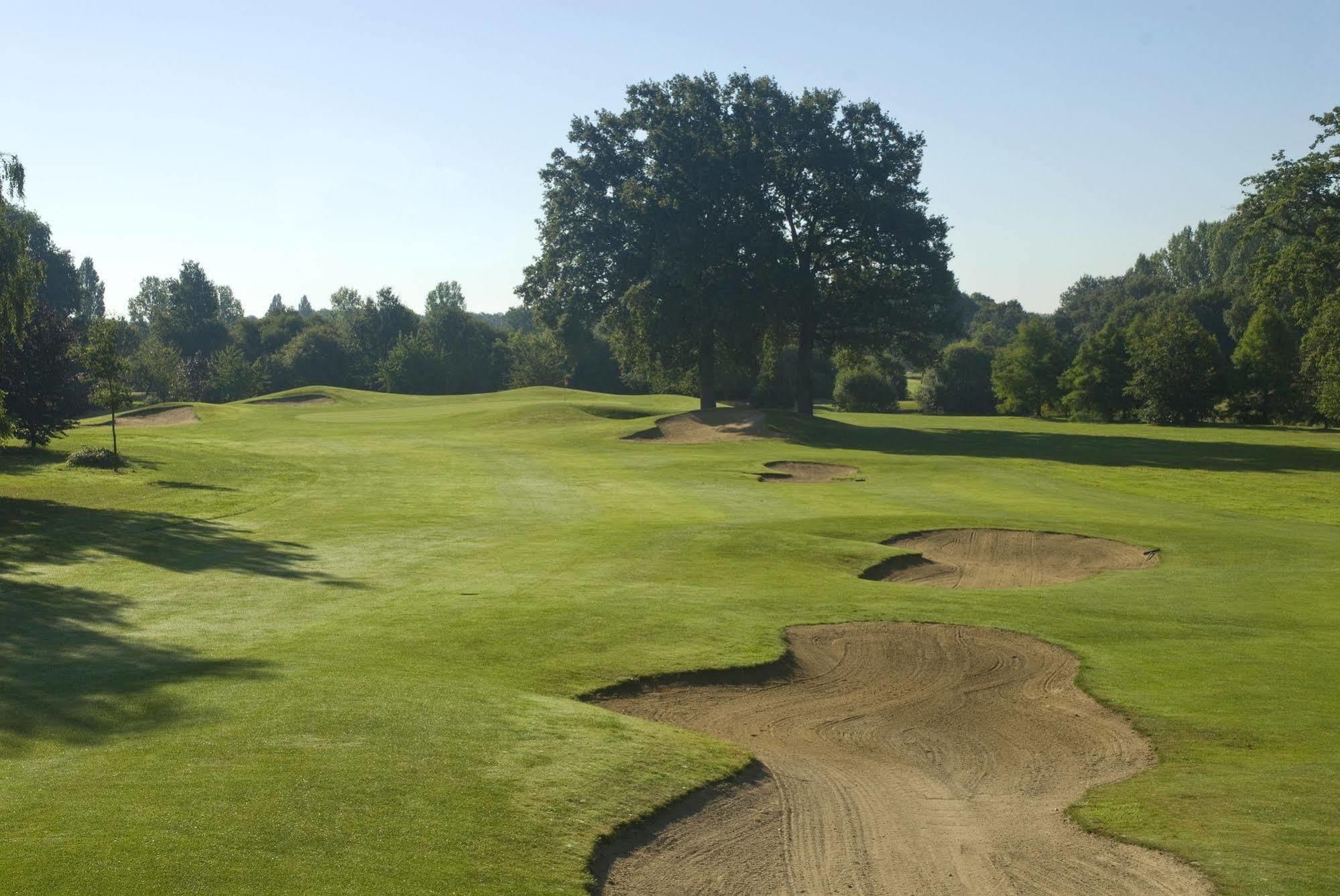 Anjou Golf And Country Club Hotell Champigné Eksteriør bilde